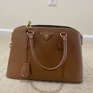 Prada Saffiano crossbody beige like new